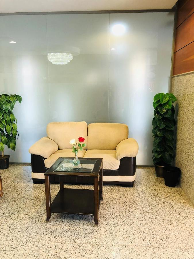 Zodiac Hotel Apartments Fahaheel Kuwait City Bagian luar foto