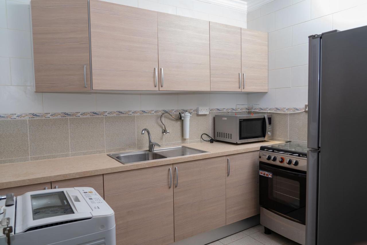 Zodiac Hotel Apartments Fahaheel Kuwait City Bagian luar foto