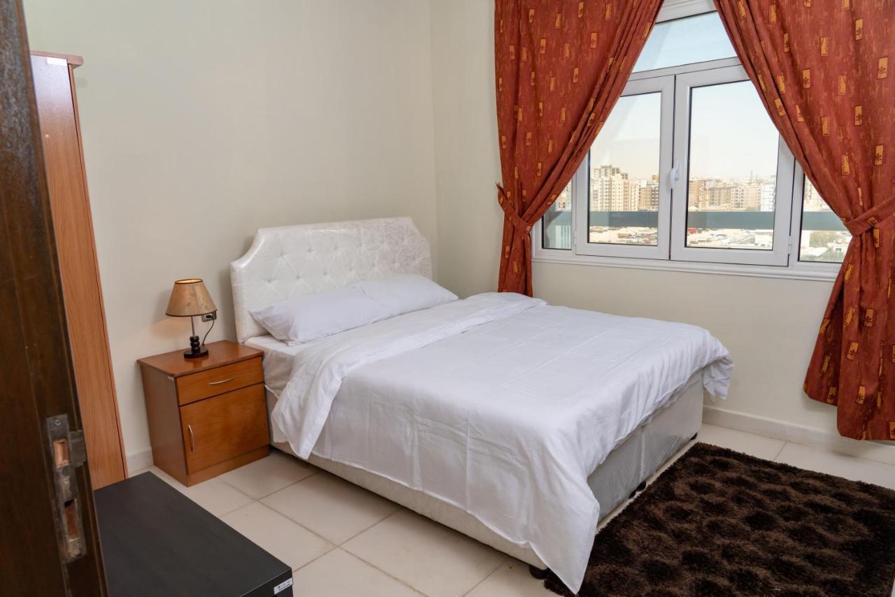 Zodiac Hotel Apartments Fahaheel Kuwait City Bagian luar foto