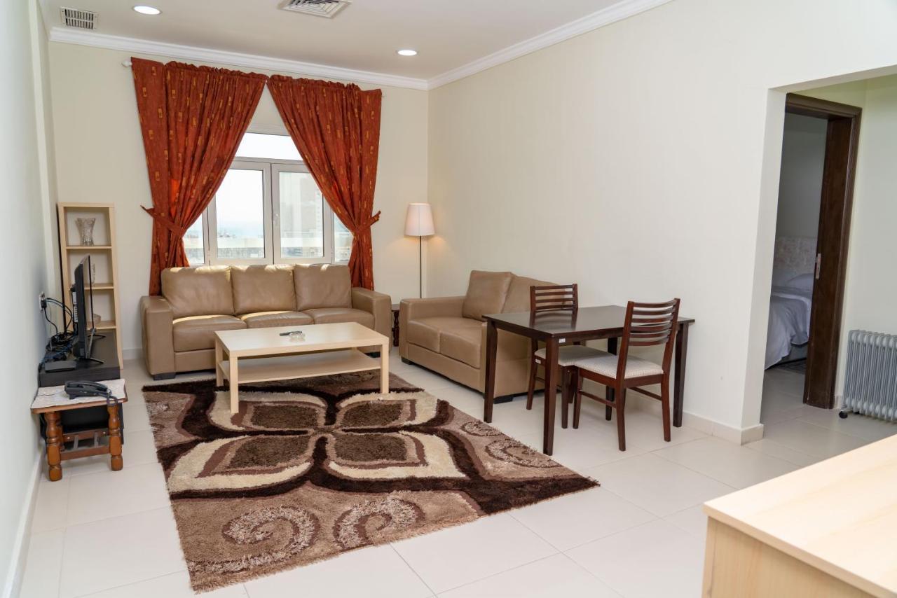 Zodiac Hotel Apartments Fahaheel Kuwait City Bagian luar foto